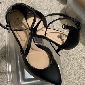 Women’s high heel strappy